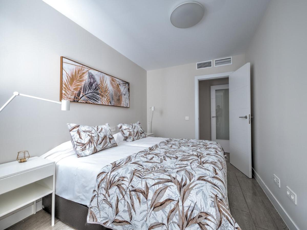 New Beach Front Apartment With Large Balcony Торрокс-Коста Экстерьер фото