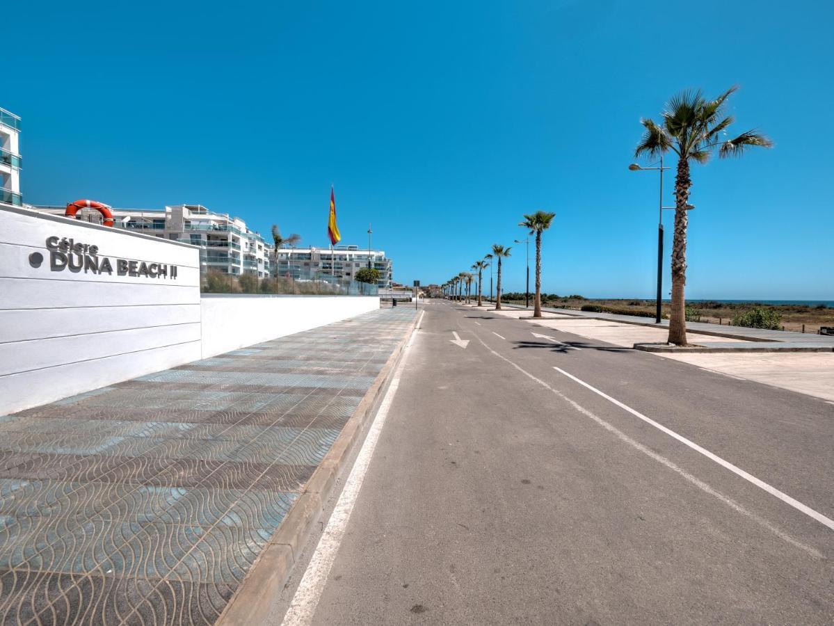 New Beach Front Apartment With Large Balcony Торрокс-Коста Экстерьер фото
